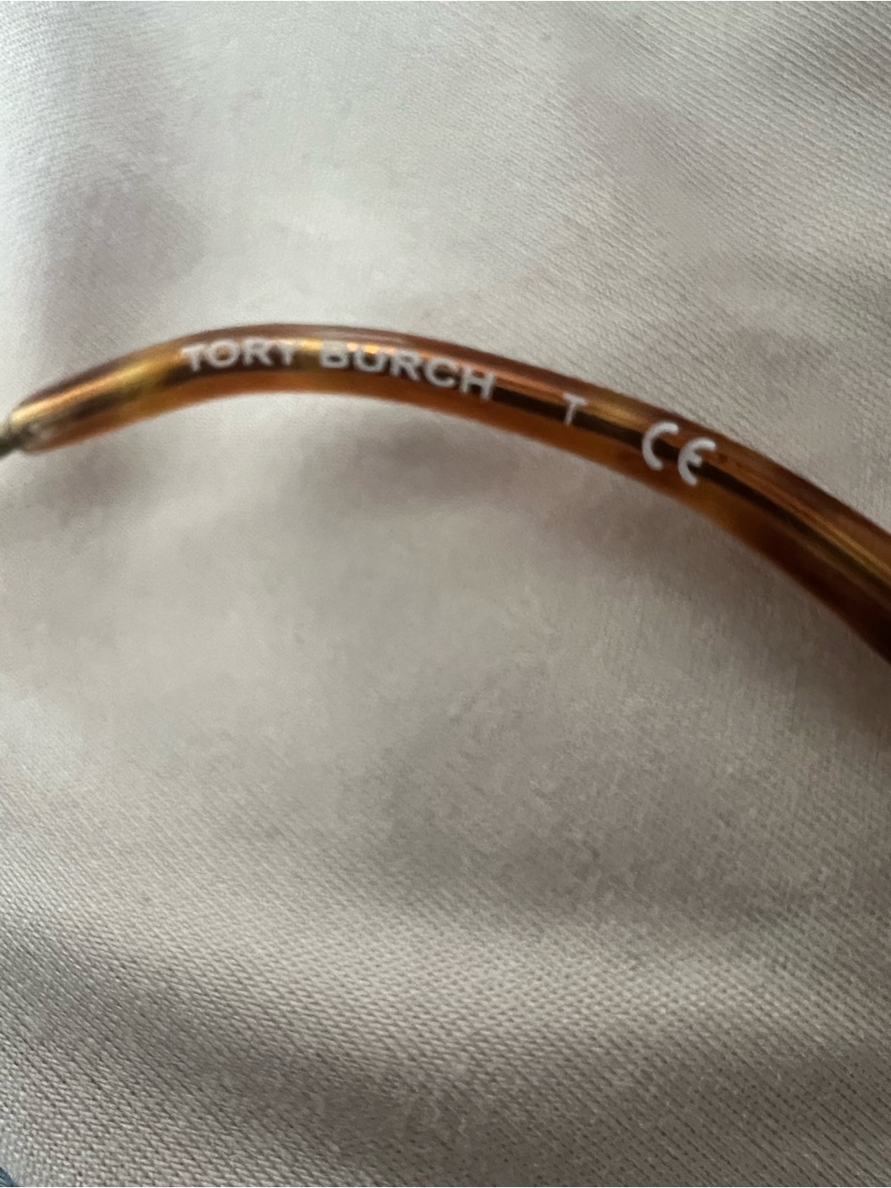 Tory Burch Gold Aviator Sunglasses with Orange Case - Picture 4 of 5